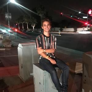 Meet your Posher, Nick